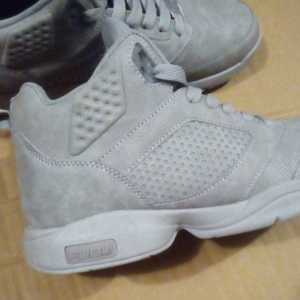 FUBU Zone Men's Gray High-Top Sneakers New With Tags - Picture 4 of 10